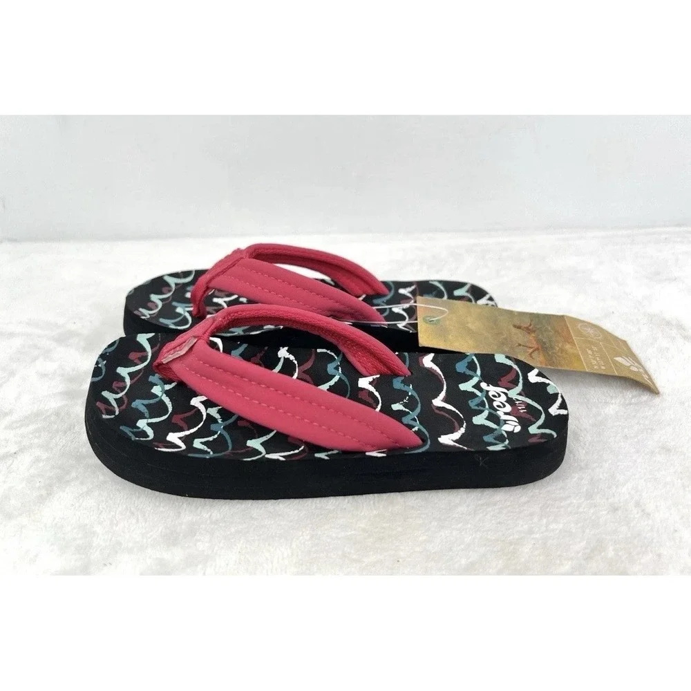 Reef Little AHI Flip Flops Pink Black Kids Girl 11 / 12 Flat Slip On Sandals NEW